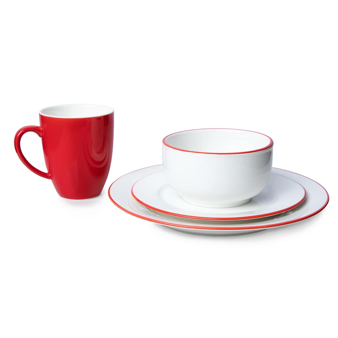 Happy Happiest Birthday Table Setting - Image 4